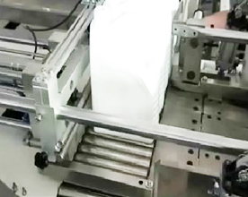 不知該如何操作自動桶裝油裝箱機(jī) 看這里有視頻！